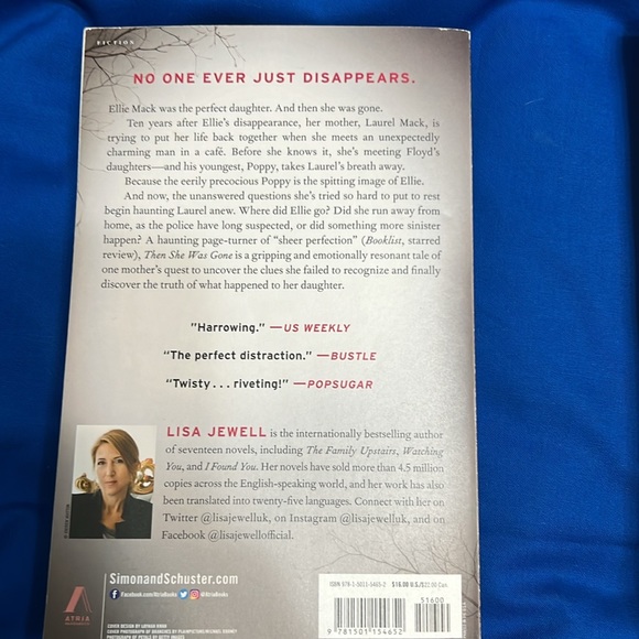 Book Bundle - Picture 5 of 7